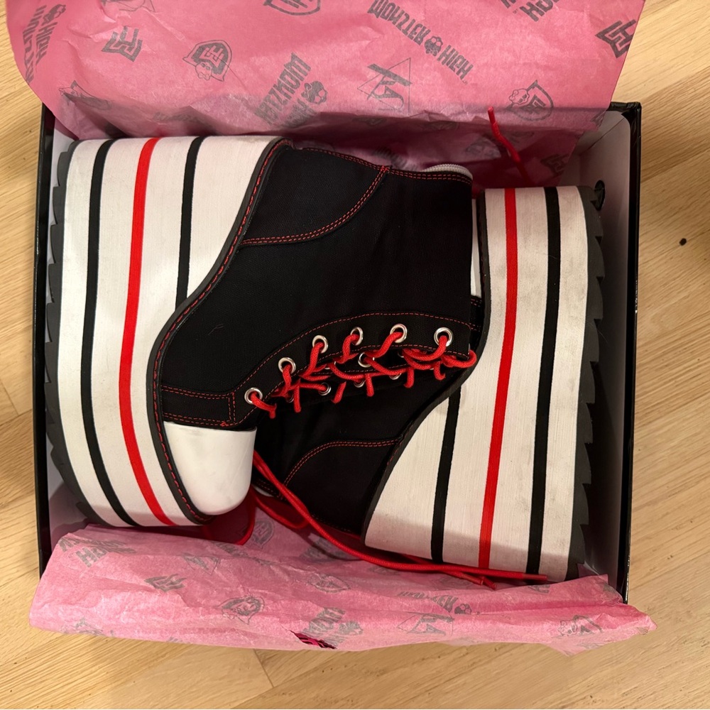 Yru Monster High Ghoul Boots lightly - Picture 3 of 7